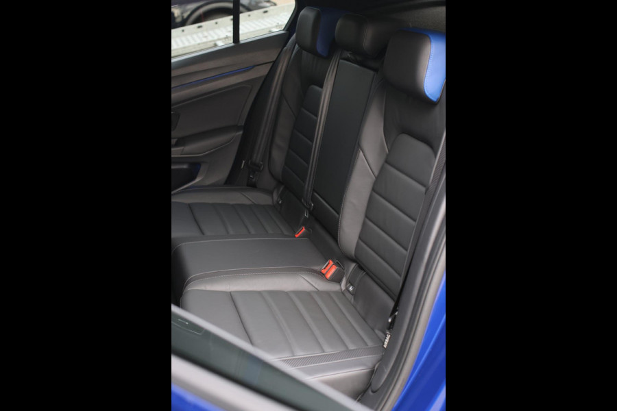 Volkswagen Golf 2.0 TSI R 4Motion *Akra*Pano*Leder*H&K*Performance*