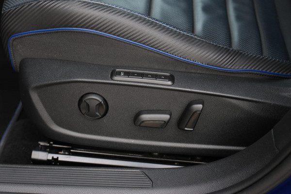 Volkswagen Golf 2.0 TSI R 4Motion *Akra*Pano*Leder*H&K*Performance*