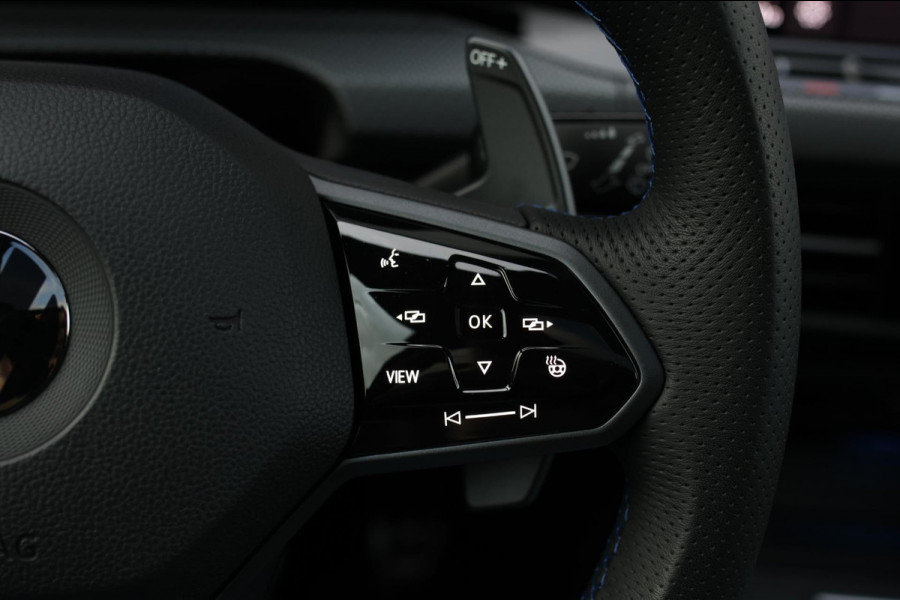 Volkswagen Golf 2.0 TSI R 4Motion *Akra*Pano*Leder*H&K*Performance*