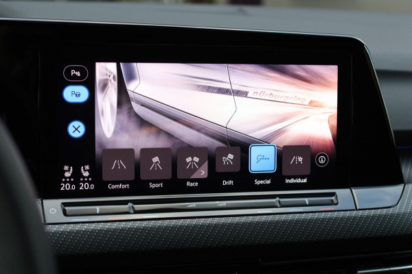 Volkswagen Golf 2.0 TSI R 4Motion *Akra*Pano*Leder*H&K*Performance*