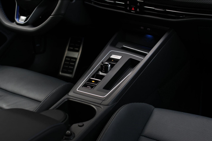 Volkswagen Golf 2.0 TSI R 4Motion *Akra*Pano*Leder*H&K*Performance*