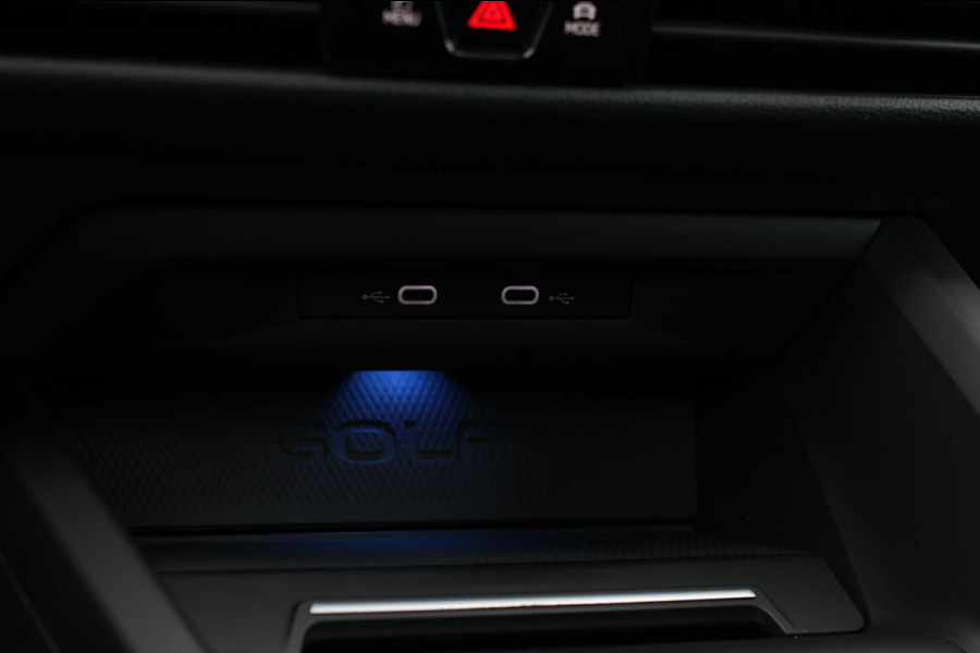 Volkswagen Golf 2.0 TSI R 4Motion *Akra*Pano*Leder*H&K*Performance*