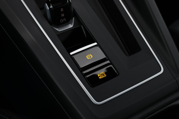 Volkswagen Golf 2.0 TSI R 4Motion *Akra*Pano*Leder*H&K*Performance*