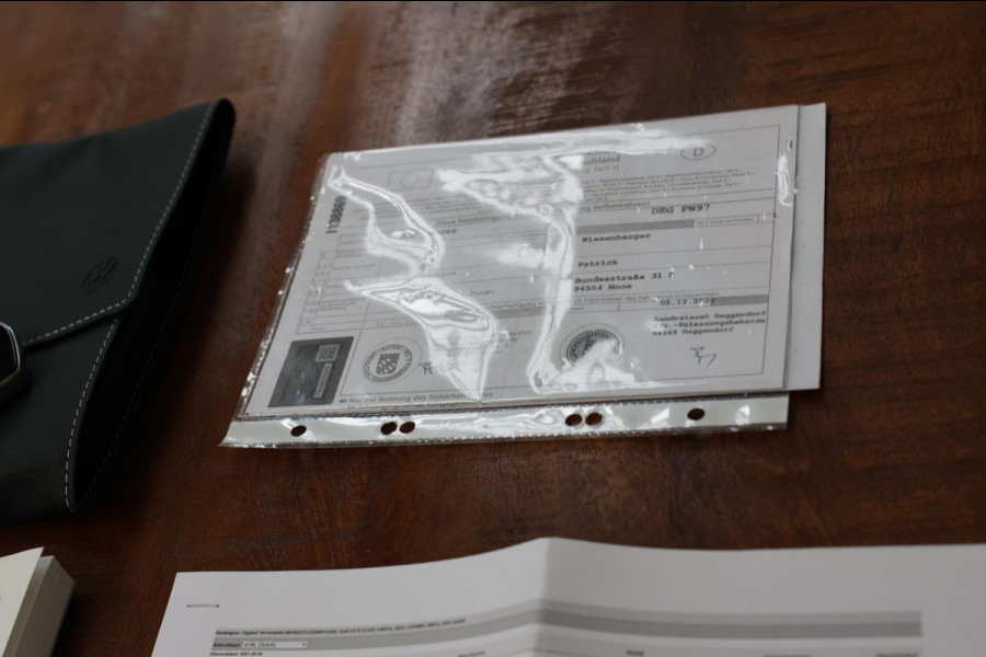 Volkswagen Golf 2.0 TSI R 4Motion *Akra*Pano*Leder*H&K*Performance*