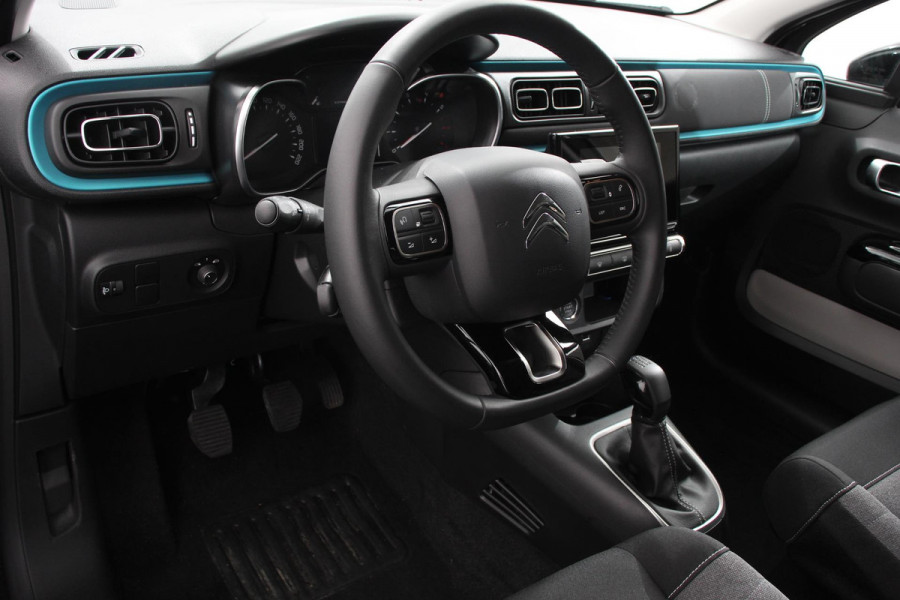 Citroën C3 1.2 PureTech 83pk Shine | Navigatie | Apple Carplay/Android Auto | Parkeersensor achter | Camera | Cruise Control | Stoelverwarming |Getinte ramen | Ledverlichting | Climate Control