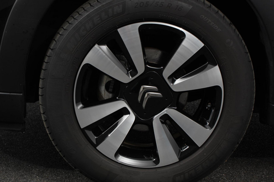 Citroën C3 1.2 PureTech 83pk Shine | Navigatie | Apple Carplay/Android Auto | Parkeersensor achter | Camera | Cruise Control | Stoelverwarming |Getinte ramen | Ledverlichting | Climate Control