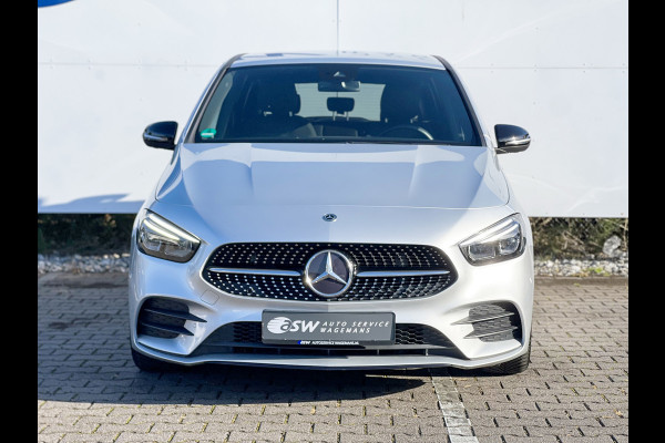 Mercedes-Benz B-Klasse 200 Business Solution AMG | Night | Camera | Sfeerverlichting | MBUX