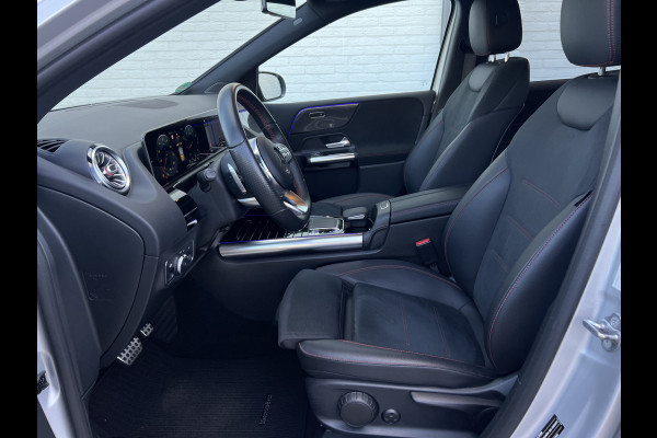 Mercedes-Benz B-Klasse 200 Business Solution AMG | Night | Camera | Sfeerverlichting | MBUX