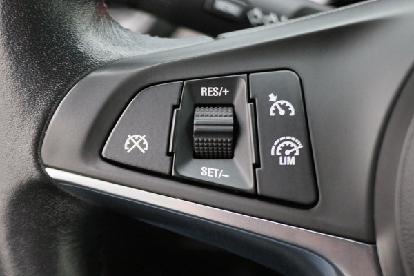 Opel ADAM 1.0 Turbo Jam Favourite Two-Tone, Airco, Cruise, Apple Carplay, Elektrische Ramen, 16''