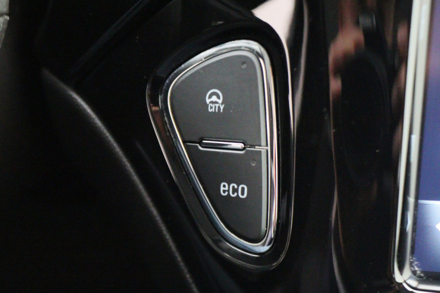 Opel ADAM 1.0 Turbo Jam Favourite Two-Tone, Airco, Cruise, Apple Carplay, Elektrische Ramen, 16''
