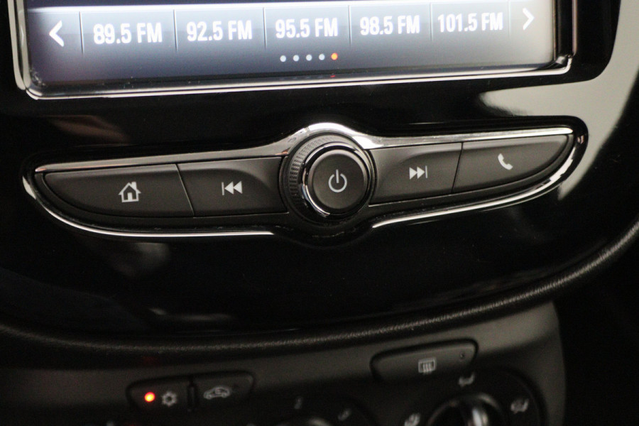 Opel ADAM 1.0 Turbo Jam Favourite Two-Tone, Airco, Cruise, Apple Carplay, Elektrische Ramen, 16''