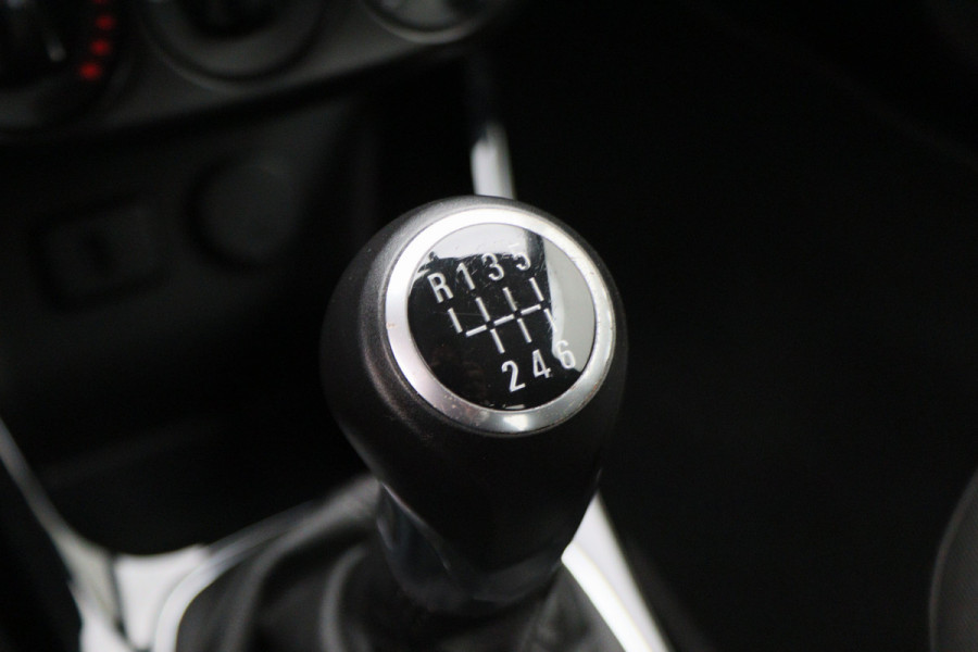 Opel ADAM 1.0 Turbo Jam Favourite Two-Tone, Airco, Cruise, Apple Carplay, Elektrische Ramen, 16''