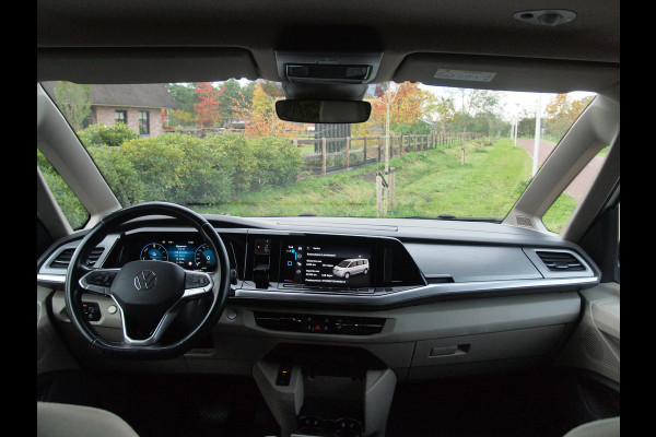 Volkswagen Multivan 1.4 eHybrid L2H1 Life | 7-persoons | Camera | Cruise Control | Apple Carplay | NL-Auto |