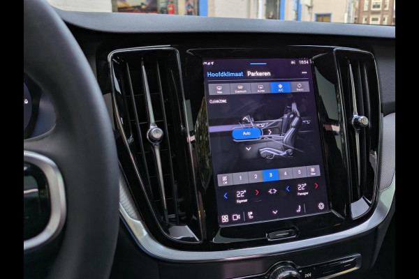 Volvo V60 2.0 T6 Plug-in hybrid AWD Plus Dark|Panodak|Pilot-Assist|BLIS|Memory|Long-Range|Denim Blue