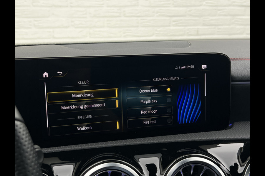 Mercedes-Benz CLA-Klasse Shooting Brake 180 AMG | Night | Sfeerverlichting | Pano | Camera