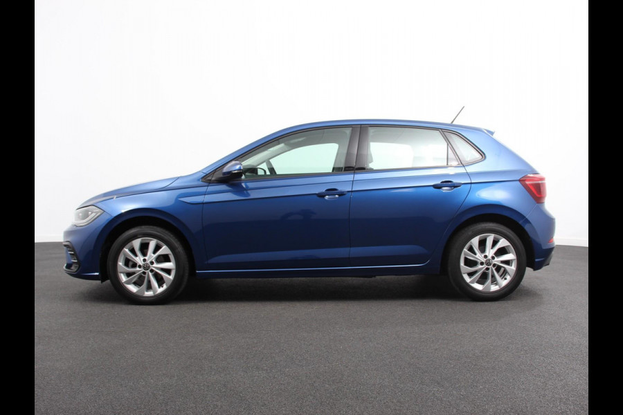 Volkswagen Polo 1.0 TSI Automaat Style Volkswagen Polo 1.0 TSI DSG Style | Navigatie | Climate Control | Adaptive Cruise Control | Camera | Lane Assist | LED Matrix | DAB | Parkeer sensoren | App Connect