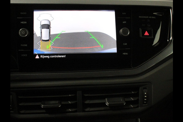 Volkswagen Polo 1.0 TSI Automaat Style Volkswagen Polo 1.0 TSI DSG Style | Navigatie | Climate Control | Adaptive Cruise Control | Camera | Lane Assist | LED Matrix | DAB | Parkeer sensoren | App Connect