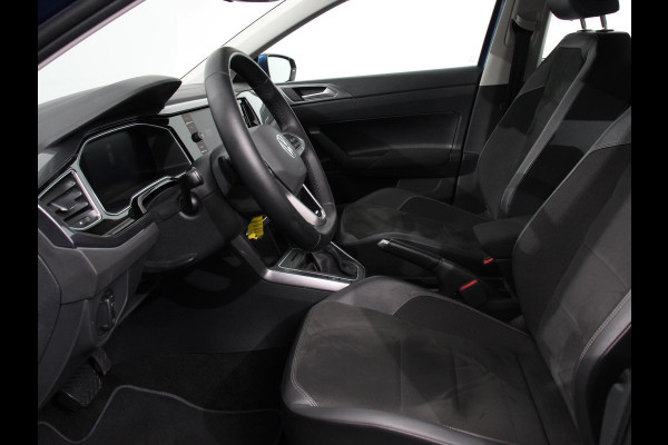 Volkswagen Polo 1.0 TSI Automaat Style Volkswagen Polo 1.0 TSI DSG Style | Navigatie | Climate Control | Adaptive Cruise Control | Camera | Lane Assist | LED Matrix | DAB | Parkeer sensoren | App Connect