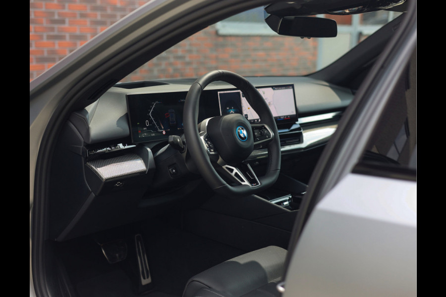 BMW 5 Serie Touring 530e Touring | M performance - Pano - Trekhaak