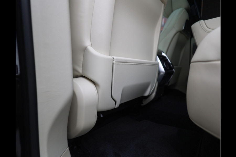 Land Rover Range Rover P550e Autobiography | Meridian Signature - Trekhaak - Vol! Land Rover Range Rover P550e Autobiography | Meridian Signature - Trekhaak - Vol!