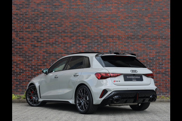 Audi RS3 Sportback 2.5 TFSI quattro | Krijt - Pano - Sonos