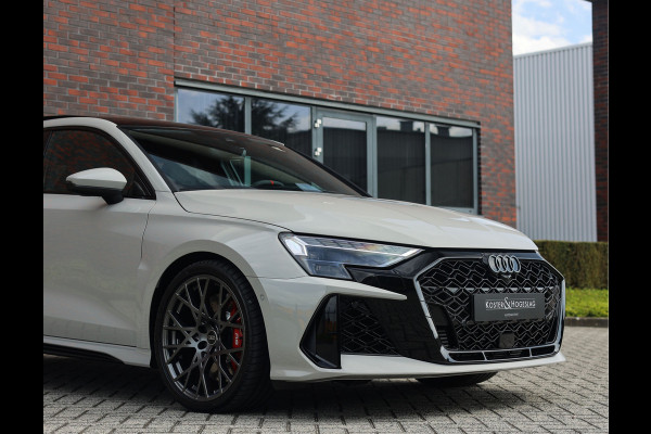 Audi RS3 Sportback 2.5 TFSI quattro | Krijt - Pano - Sonos