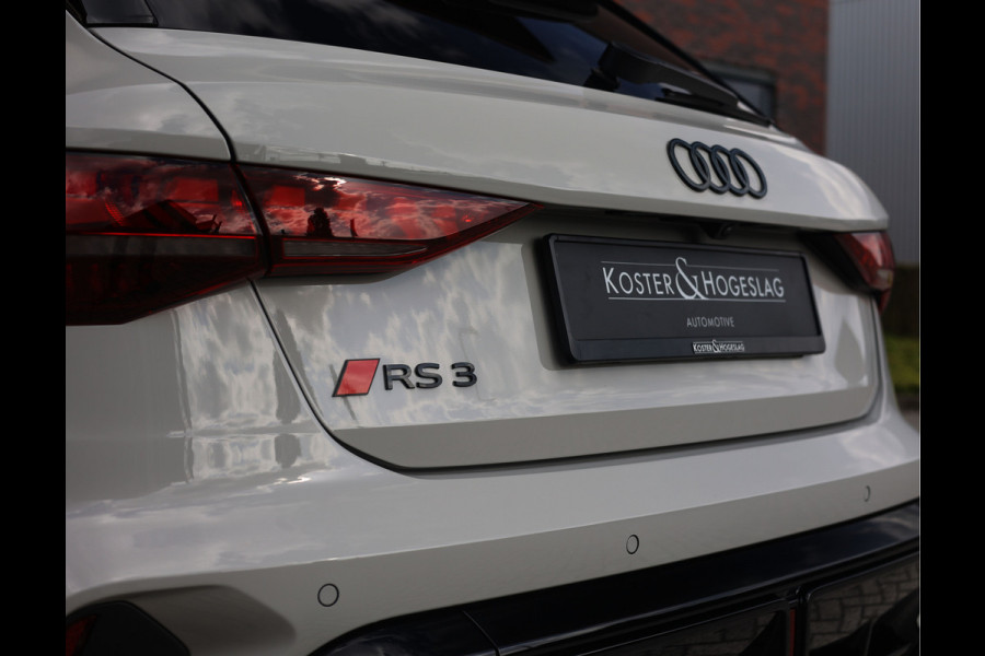 Audi RS3 Sportback 2.5 TFSI quattro | Krijt - Pano - Sonos
