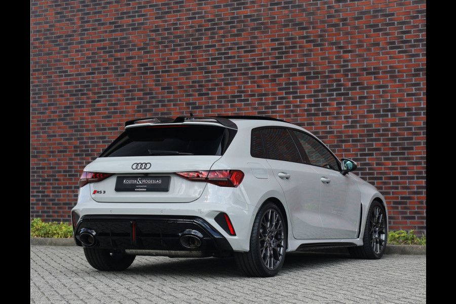 Audi RS3 Sportback 2.5 TFSI quattro | Krijt - Pano - Sonos
