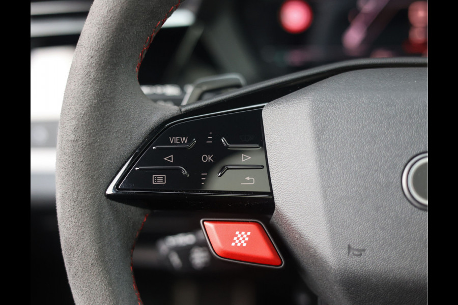 Audi RS3 Sportback 2.5 TFSI quattro | Krijt - Pano - Sonos