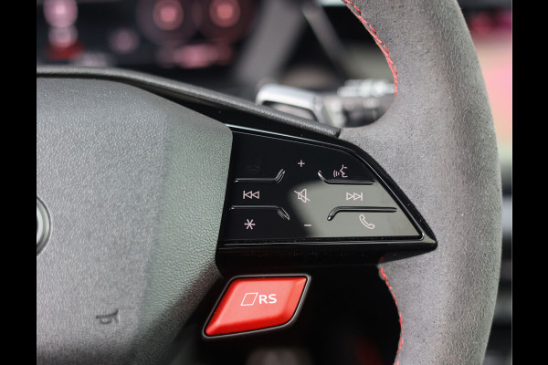 Audi RS3 Sportback 2.5 TFSI quattro | Krijt - Pano - Sonos