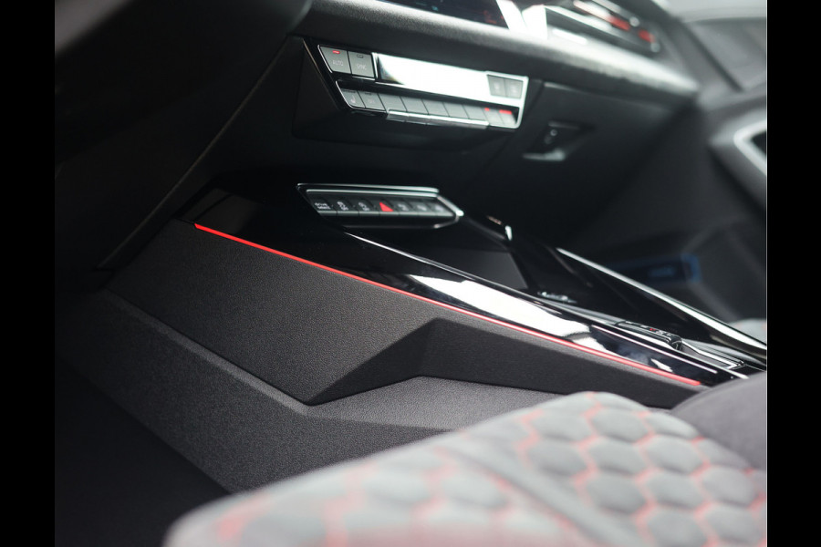 Audi RS3 Sportback 2.5 TFSI quattro | Krijt - Pano - Sonos