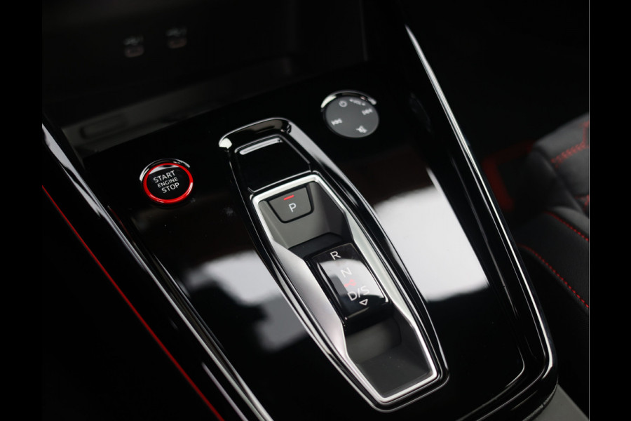 Audi RS3 Sportback 2.5 TFSI quattro | Krijt - Pano - Sonos