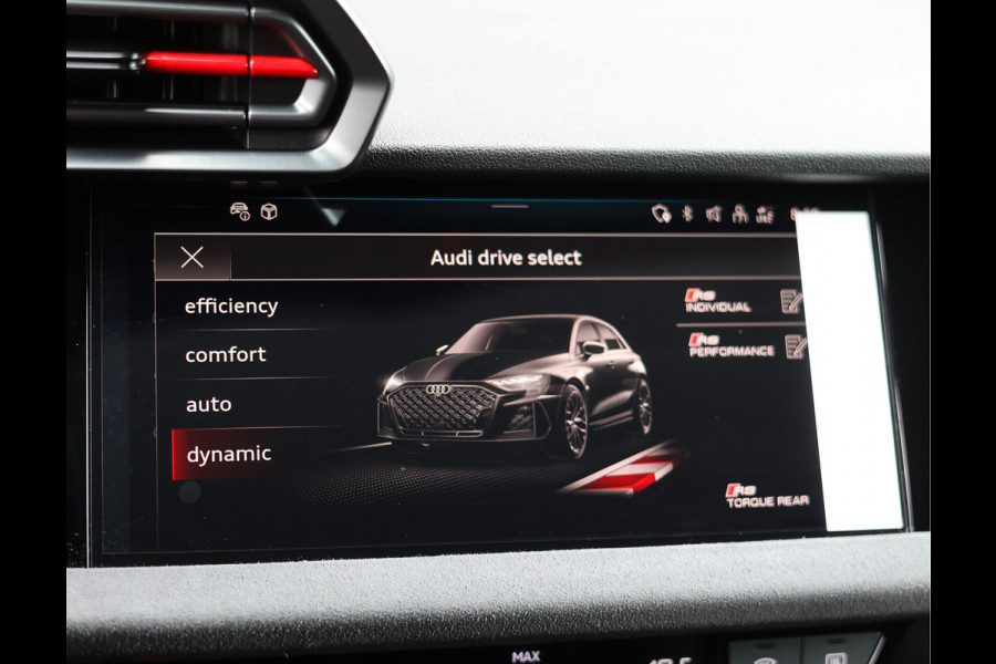 Audi RS3 Sportback 2.5 TFSI quattro | Krijt - Pano - Sonos