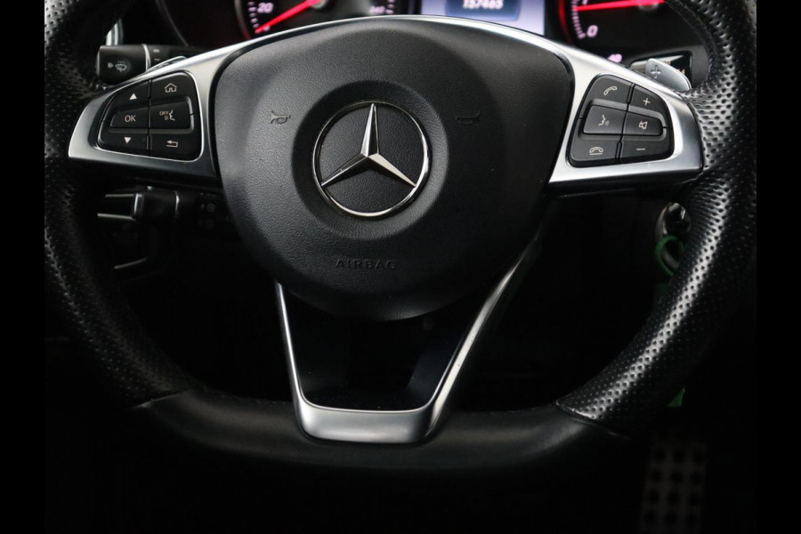 Mercedes-Benz C-Klasse 200 AMG Night | Leder | Stoelverwarming | Full LED | Park Assist | Navigatie | Climate control | Cruise control | Bluetooth