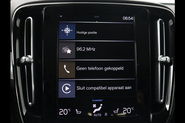 Volvo XC40 2.0 T4 Inscription | Trekhaak | Leder | Stoelverwarming | Camera | Harman/Kardon | Carplay | Achterbankverwarming | Navigatie | BLIS | Verwarmde voorruit | Cruise control