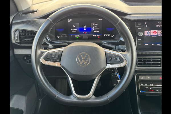 Volkswagen T-Cross 1.0 TSI Life Adaptive cruise control Climate control DAB radio Achteruitrijcamera Navi