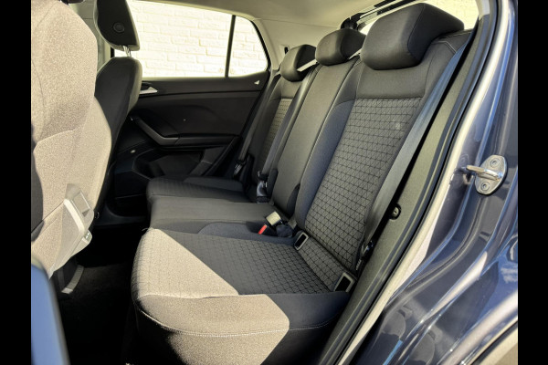 Volkswagen T-Cross 1.0 TSI Life Adaptive cruise control Climate control DAB radio Achteruitrijcamera Navi