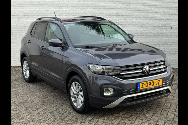 Volkswagen T-Cross 1.0 TSI Life Adaptive cruise control Climate control DAB radio Achteruitrijcamera Navi
