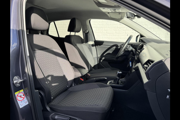Volkswagen T-Cross 1.0 TSI Life Adaptive cruise control Climate control DAB radio Achteruitrijcamera Navi