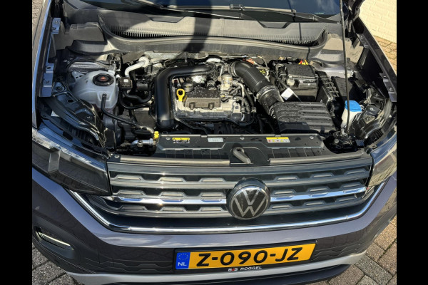 Volkswagen T-Cross 1.0 TSI Life Adaptive cruise control Climate control DAB radio Achteruitrijcamera Navi