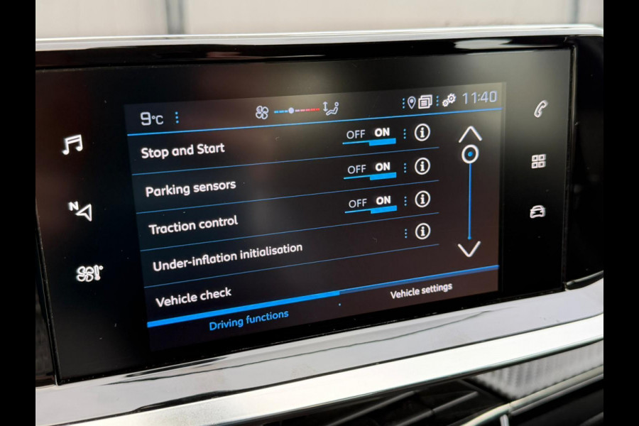 Peugeot 208 1.2 PureTech Blue Lease Active vol opties BTW incl.