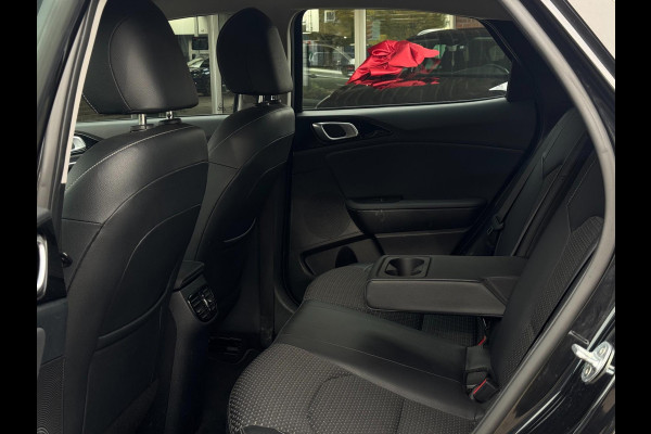 Kia Xceed 1.6 GDi PHEV DynamicLine | Half leder, Navi, Carplay/Android, Camera, Climate, Trekhaak| Dealeronderhouden |