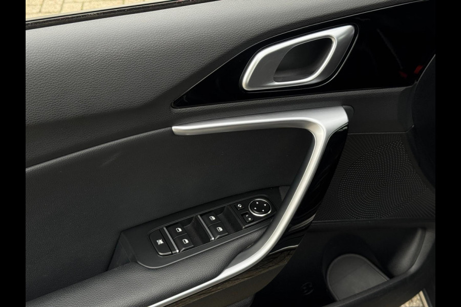 Kia Xceed 1.6 GDi PHEV DynamicLine | Half leder, Navi, Carplay/Android, Camera, Climate, Trekhaak| Dealeronderhouden |