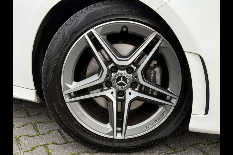 Mercedes-Benz A-Klasse 200 Business Solution AMG | Pano | Camera | LED | MBUX | 18 inch