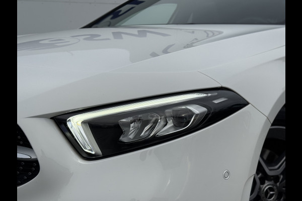 Mercedes-Benz A-Klasse 200 Business Solution AMG | Pano | Camera | LED | MBUX | 18 inch