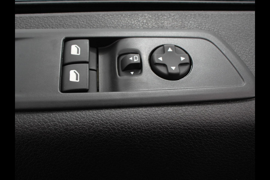 Opel Vivaro Electric L2 75 kWh Connect pack | 3p | Navigatie | Apple Carplay/Android Auto | Dab | Cruise control | Camera | Parkeer sensoren | Digitaal dashboard | Automatische Airco