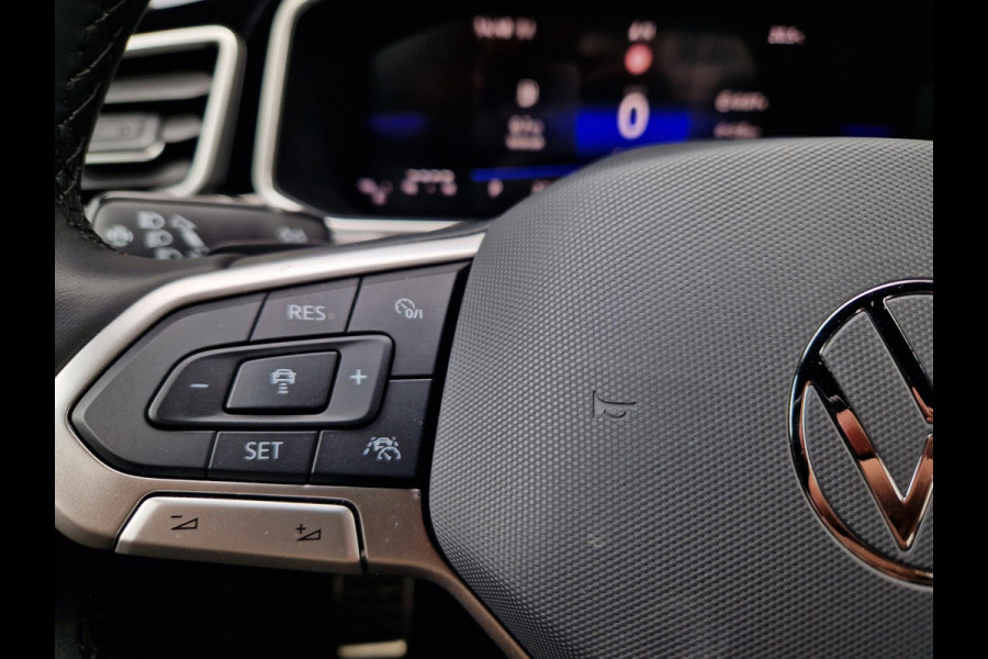 Volkswagen T-Roc 1.5 TSI 150PK DSG 3x R-Line /ACC /IQ Light /IQ Drive /Winterpakket