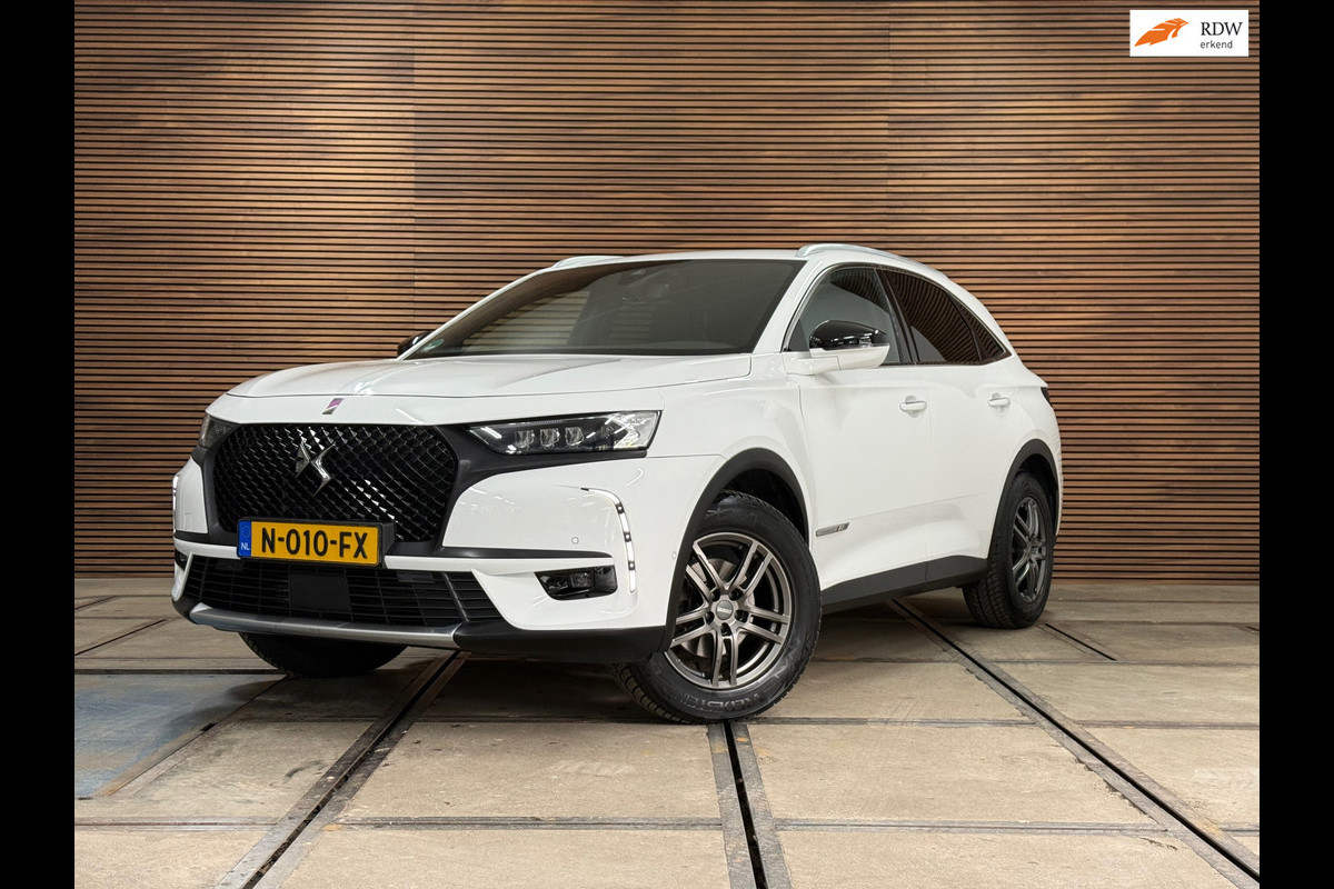 DS 7 Crossback 1.6 PureTech Performance Line | Leder/Alcantara | Trekhaak | Matrix LED | Adaptive Cruise Control DS 7 Crossback 1.6 PureTech Performance Line | Leder/Alcantara | Trekhaak | Matrix LED | Adaptive Cruise Control