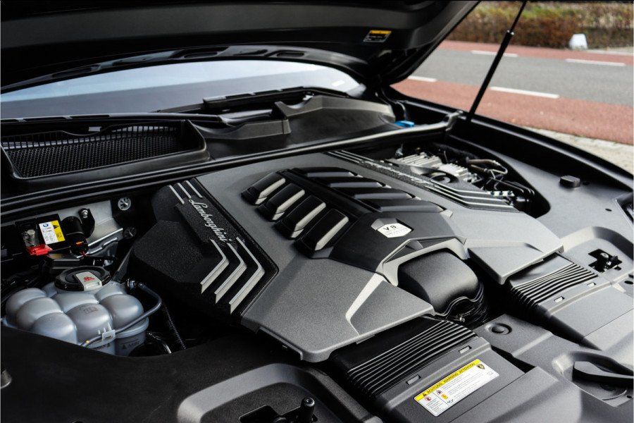 Lamborghini Urus 4.0 V8 **Carbon/Stitching/Alcantara/Ceramic/B&O 3D**