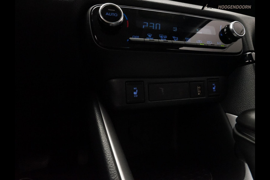 Mazda 2 Hybrid 1.5 Agile (TOYOTA YARIS,APPLE CARPLAY,STUURVERWARMING,STOELVERWARMING,KEYLESS,CAMERA,CRUISE,NIEUWE APK,TOPCONDITIE)